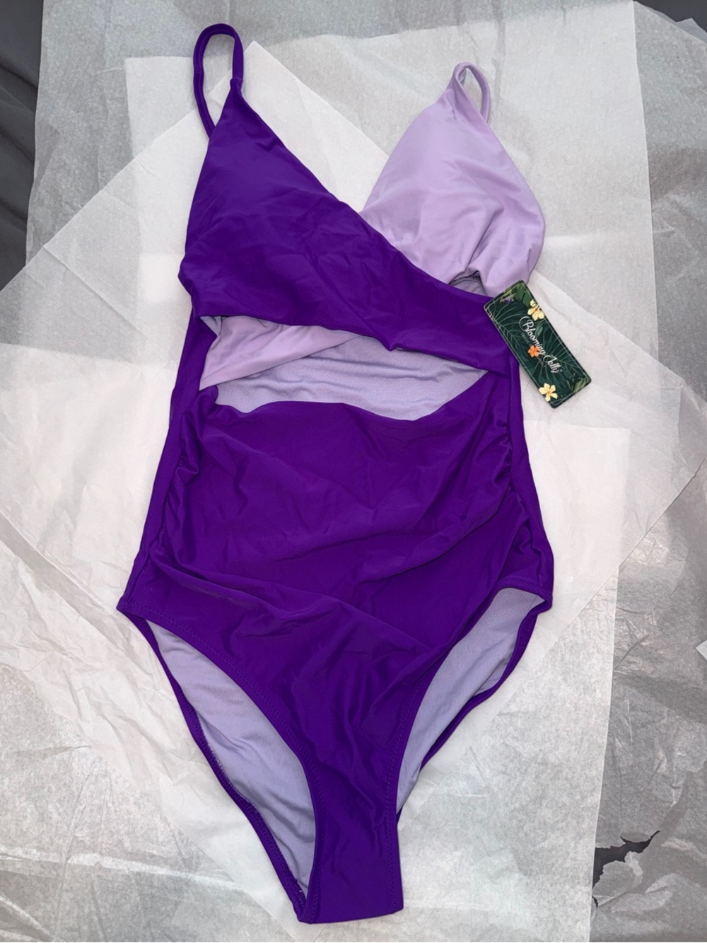 Blooming Jelly One-Piece Cut-out Swimsuit - Two-Tone Violet